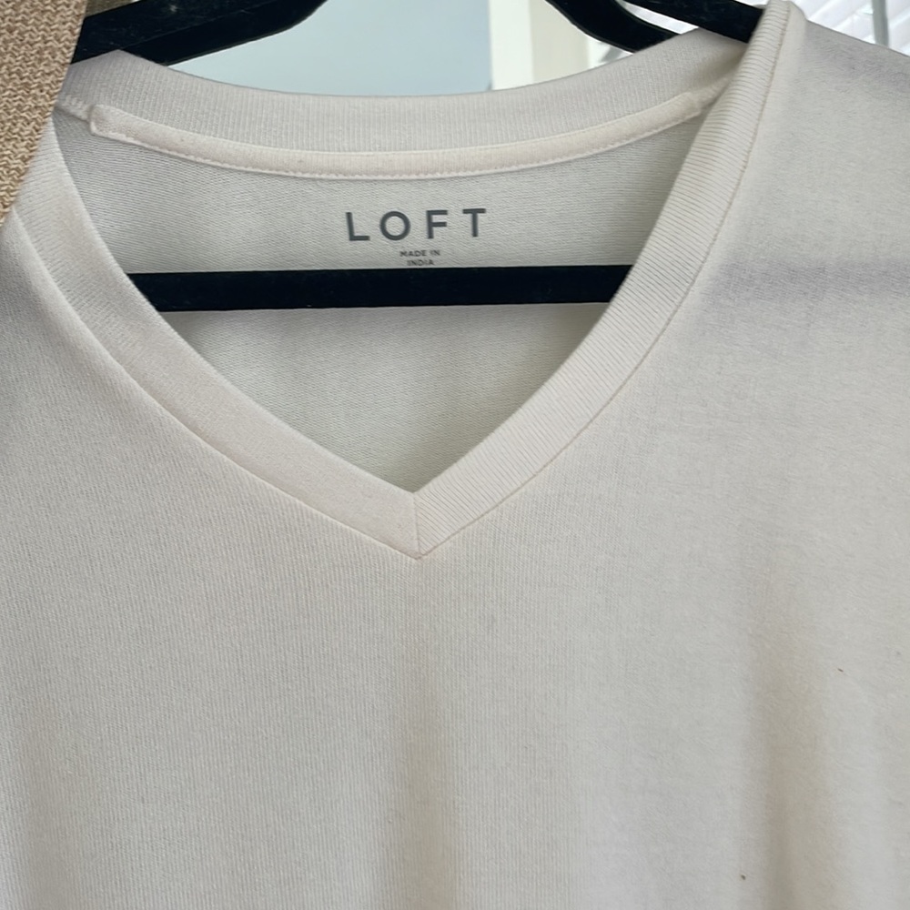 Loft Basic Tee Off-White Great Condition Small - image 4